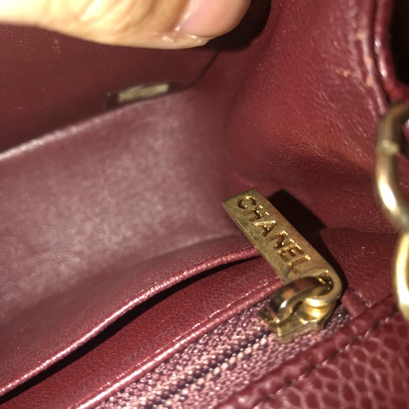 CHANEL Burgundy Mini Rectangular Caviar bag RARE - Picture 4 of 7